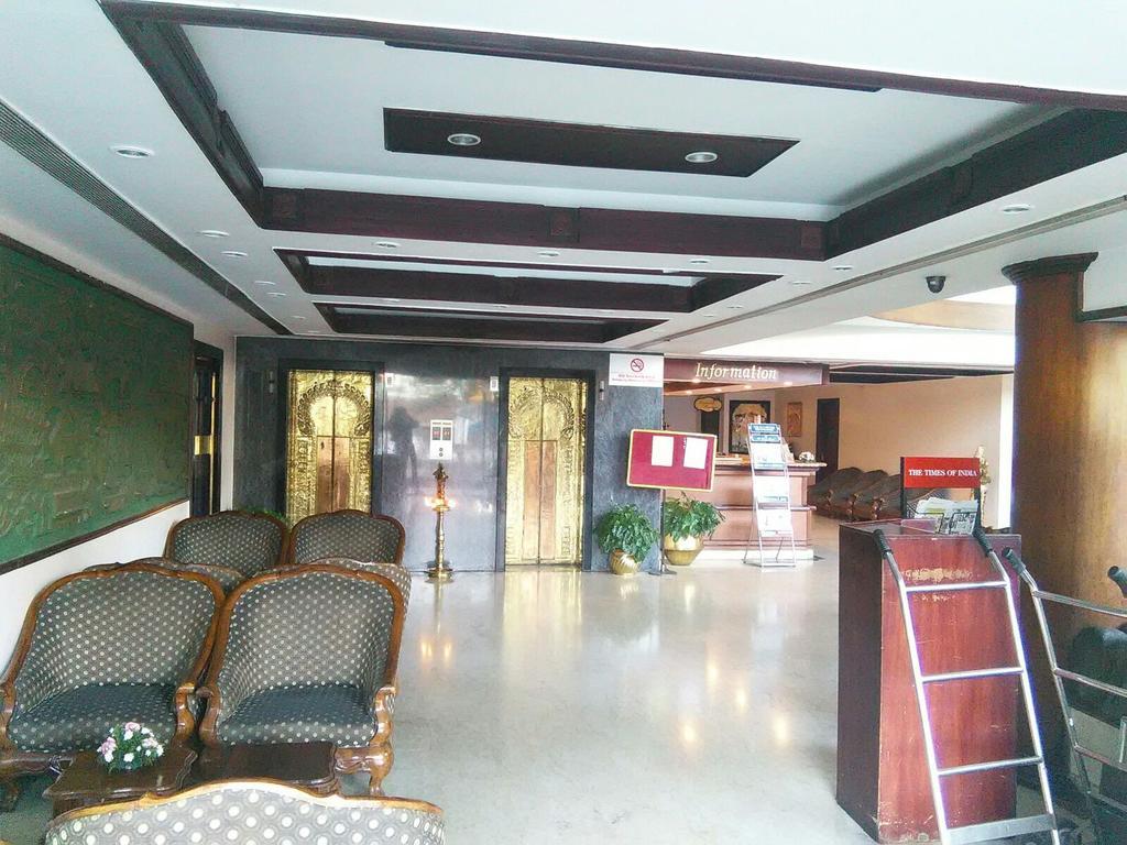 เดอะ วูด แมเนอร์ เอ็มจี โรด Hotel Kochi ภายนอก รูปภาพ