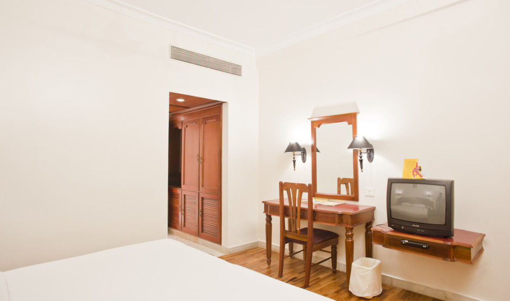 เดอะ วูด แมเนอร์ เอ็มจี โรด Hotel Kochi ภายนอก รูปภาพ