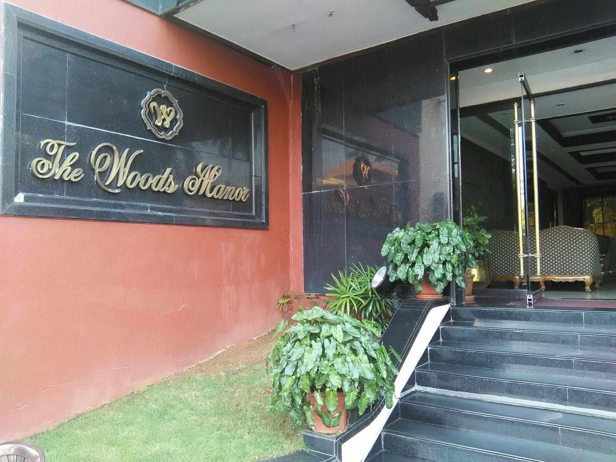 เดอะ วูด แมเนอร์ เอ็มจี โรด Hotel Kochi ภายนอก รูปภาพ